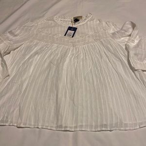 NWT Universal Thread Blouse, L